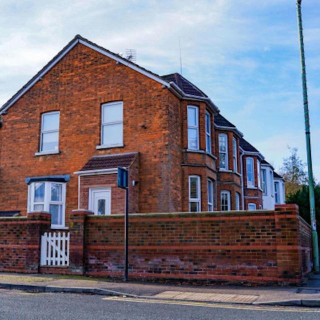 Bedford Rd Apartment Ideal For Hospital & Town Centre Kempston Екстер'єр фото